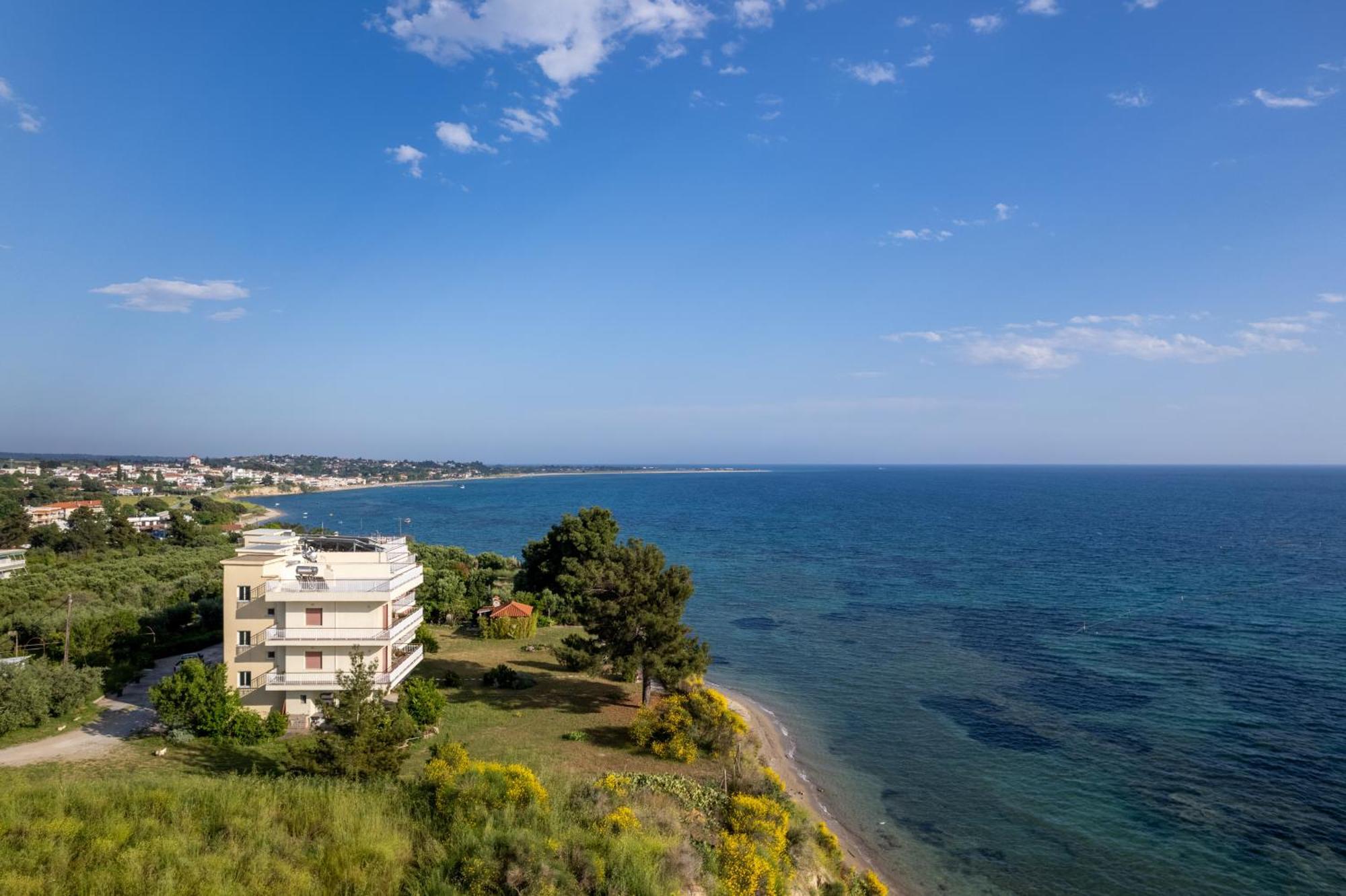 Ferienwohnung Sunshine House Offering Spectacular Views To Olymp A Nea Iraklia Exterior foto